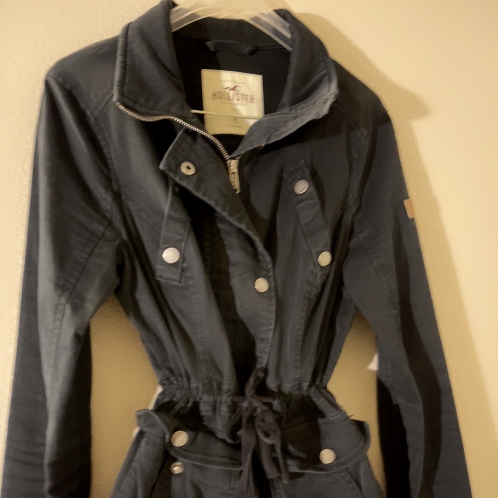 Hollister sweater. Size small. HOLLISTER brand